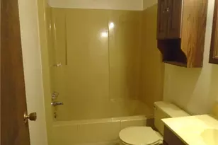 915 Highview Ave, Harmony Township, PA 15005 - Photo 16