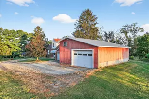 1820 Raccoon Run Rd, Forward Township, PA 15063 - Photo 14