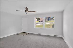 526 St George Dr, North Versailles, PA 15137 - Photo 4