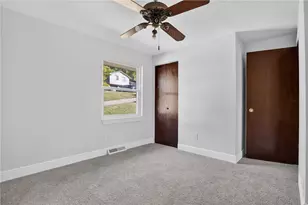 526 St George Dr, North Versailles, PA 15137 - Photo 18