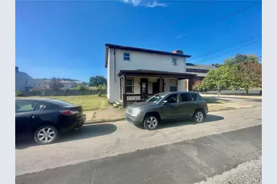 611 6th St, New Brighton, PA 15066 - Photo 2