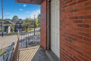 6444 Apple St, Lincoln Larimer, PA 15206 - Photo 16