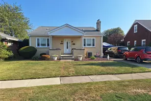 2356 West St, Aliquippa, PA 15001 - Photo 1