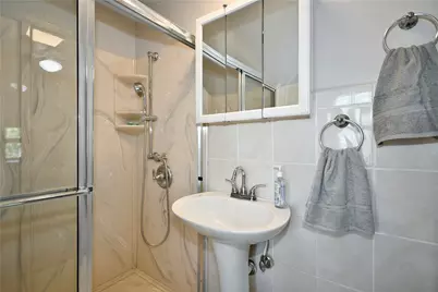 4374 Homestead Duquesne Road, Munhall, PA 15120 - Photo 28