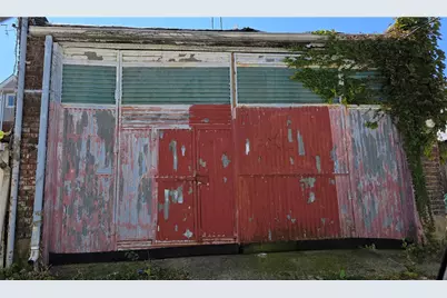 2318 Fox Way, Pittsburgh, PA 15203 - Photo 1