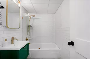 5825 Fifth Ave, Pittsburgh, PA 15232 - Photo 20