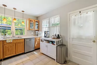 694 Oak St, Moon/Crescent Twp, PA 15046 - Photo 16