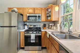 694 Oak St, Moon/Crescent Twp, PA 15046 - Photo 18