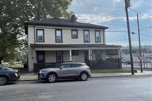 201 Jefferson St, Rochester, PA 15074 - Photo 2