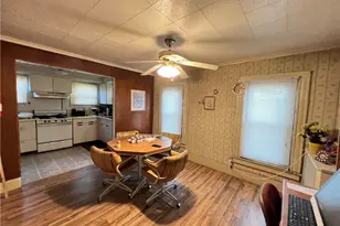 201 Jefferson St, Rochester, PA 15074 - Photo 16