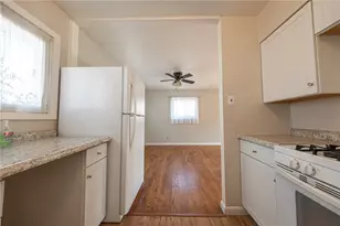 126 Chestnut St, Hopewell Township, PA 15001 - Photo 4