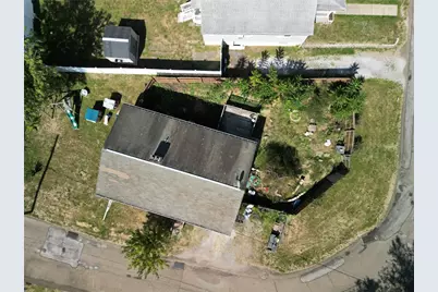 126 Chestnut St, Hopewell Township, PA 15001 - Photo 16