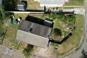 126 Chestnut St, Hopewell Township, PA 15001 - Photo 16