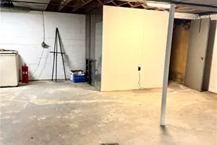 7895 Mark Dr, Pittsburgh, PA 15147 - Photo 24