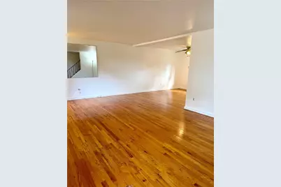 7895 Mark Dr, Pittsburgh, PA 15147 - Photo 2