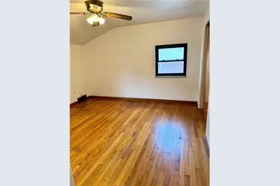 7895 Mark Dr, Pittsburgh, PA 15147 - Photo 16