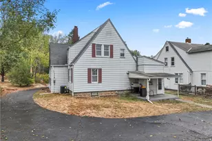 903 37th St Ext, West Mayfield, PA 15010 - Photo 2