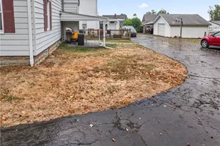 903 37th St Ext, West Mayfield, PA 15010 - Photo 4