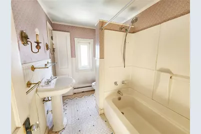 424 Pennsylvania Ave, Rochester, PA 15074 - Photo 20