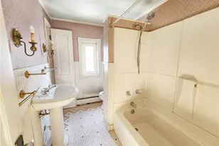 424 Pennsylvania Ave, Rochester, PA 15074 - Photo 20