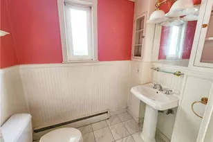 424 Pennsylvania Ave, Rochester, PA 15074 - Photo 16