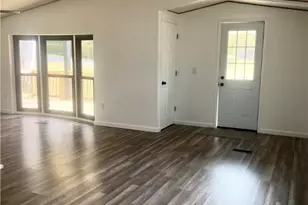 350 Bracken St, Johnstown, PA 15909 - Photo 6