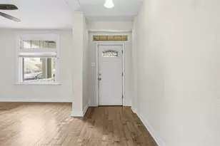 774 Melbourne, Pittsburgh, PA 15217 - Photo 2