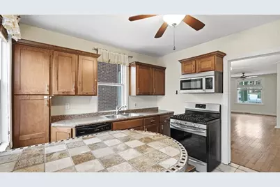 774 Melbourne, Pittsburgh, PA 15217 - Photo 10