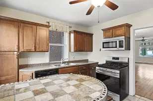 774 Melbourne, Pittsburgh, PA 15217 - Photo 10