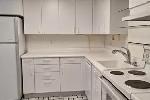 5841 Morrowfield Ave, Pittsburgh, PA 15217 - Photo 16