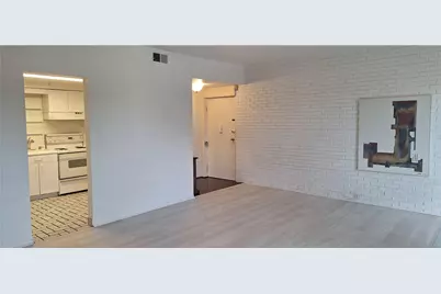 5841 Morrowfield Ave #209, Pittsburgh, PA 15217 - Photo 10