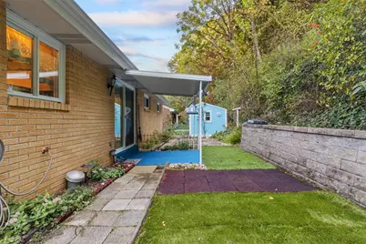 142 Donmor Dr, Ross Twp, PA 15237 - Photo 24