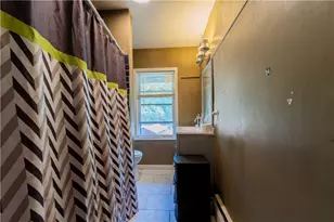 1012 Franklin Ave, Aliquippa, PA 15001 - Photo 10