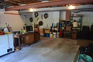344 Jo Ann Dr, Monessen, PA 15062 - Photo 30