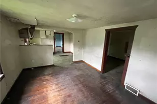 2108 Crestas Ave, North Versailles, PA 15137 - Photo 2