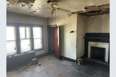 410 Mitchell Ave, Clairton, PA 15025 - Photo 10