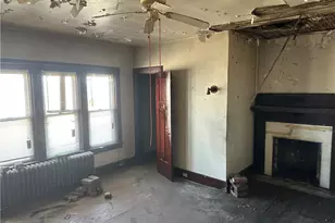 410 Mitchell Ave, Clairton, PA 15025 - Photo 10