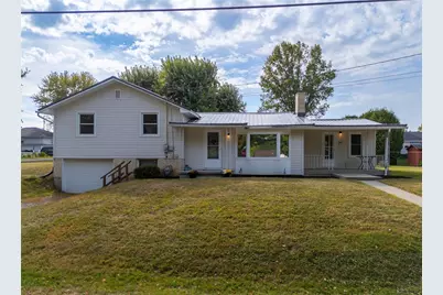 240 Park St, Mercer Boro, PA 16137 - Photo 1