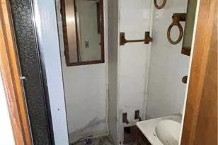 124 E 15th Ave, Homestead, PA 15120 - Photo 6