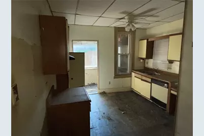 124 E 15th Ave, Homestead, PA 15120 - Photo 4