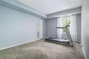 2160 Greentree Rd, Scott Township, PA 15220 - Photo 16