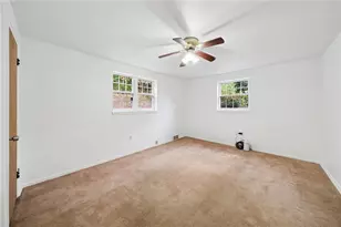 42 Barton Dr, Pittsburgh, PA 15221 - Photo 18