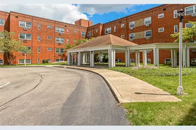 5900 Babcock Blvd Unit #56, Ross Twp, PA 15237 - Photo 1