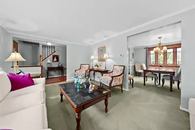 241 Castle Dr, West Mifflin, PA 15122 - Photo 4