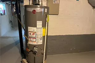 1809 W 11th St, Patterson Township, PA 15010 - Photo 16