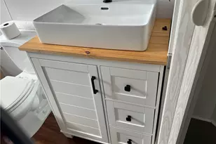 1809 W 11th St, Patterson Township, PA 15010 - Photo 10