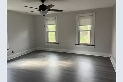 1809 W 11th St, Patterson Township, PA 15010 - Photo 12