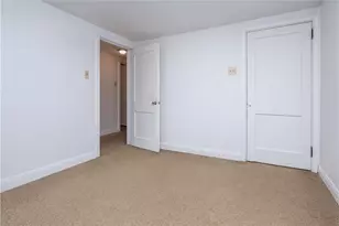 3816 Sunview Dr, Pittsburgh, PA 15227 - Photo 8