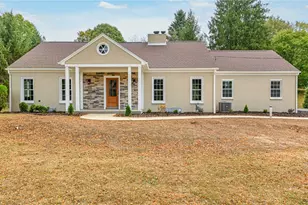 557 Morningstar Dr, Franklin Township, PA 16117 - Photo 1