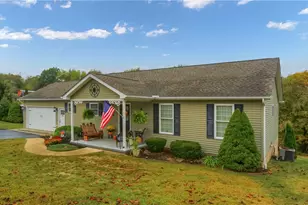 3777 Grandview Rd, Ellwood City, PA 16117 - Photo 4